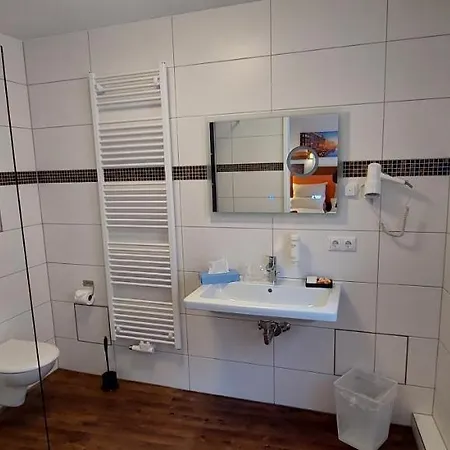 Отель Amber Altstadt 3*