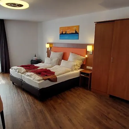 Amber Altstadt Штральзунд