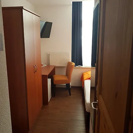 Amber Altstadt 3*