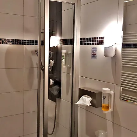 Отель Amber Altstadt
