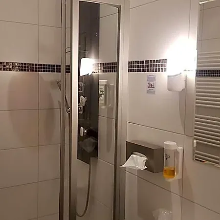 Hotell Amber Altstadt 3*