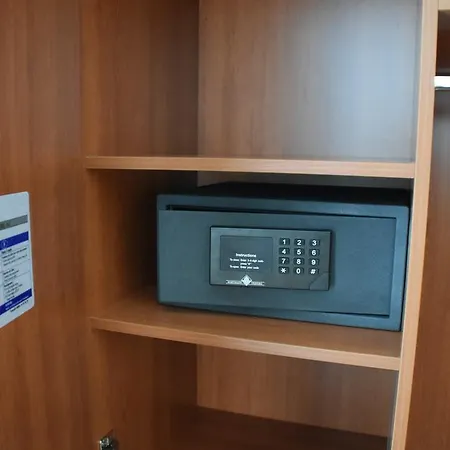 Amber Altstadt Hotel 3*