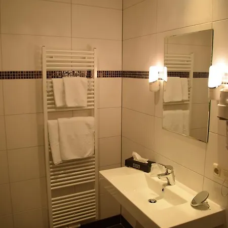 Amber Altstadt Hotel 3*