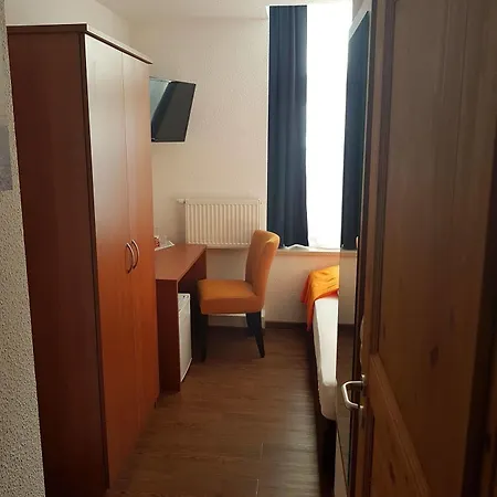 Amber Altstadt 3*